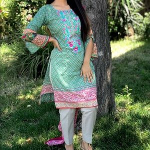 Charizma 3 piece lawn